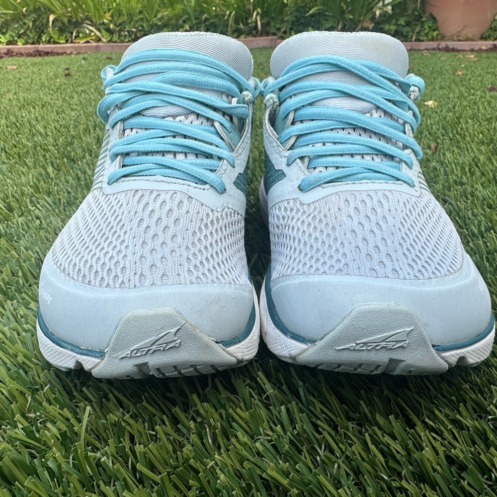 ALTRA Women's AL0A4QTQ Provision 4 Road Running Shoe, Ice Flow Blue Size 7